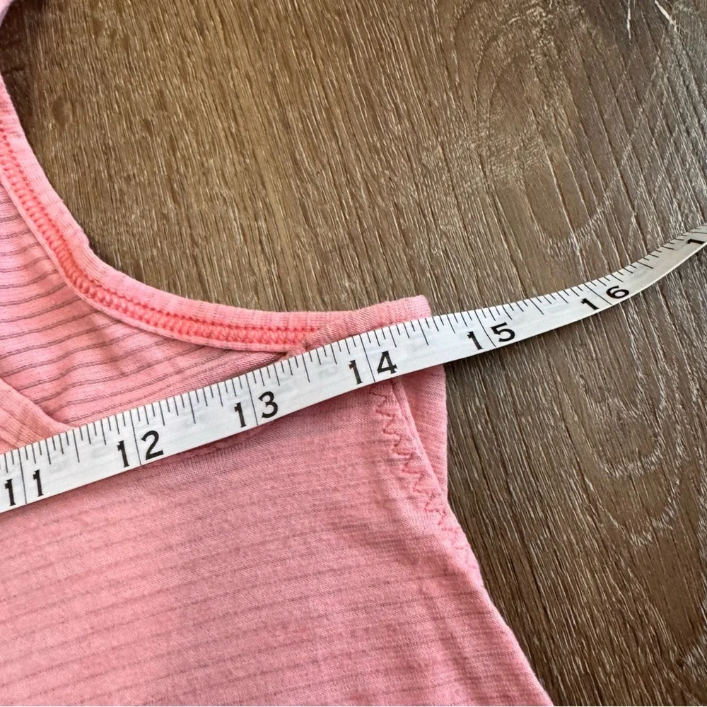 Lululemon Salute the Sun Tank - Picture 8 of 8